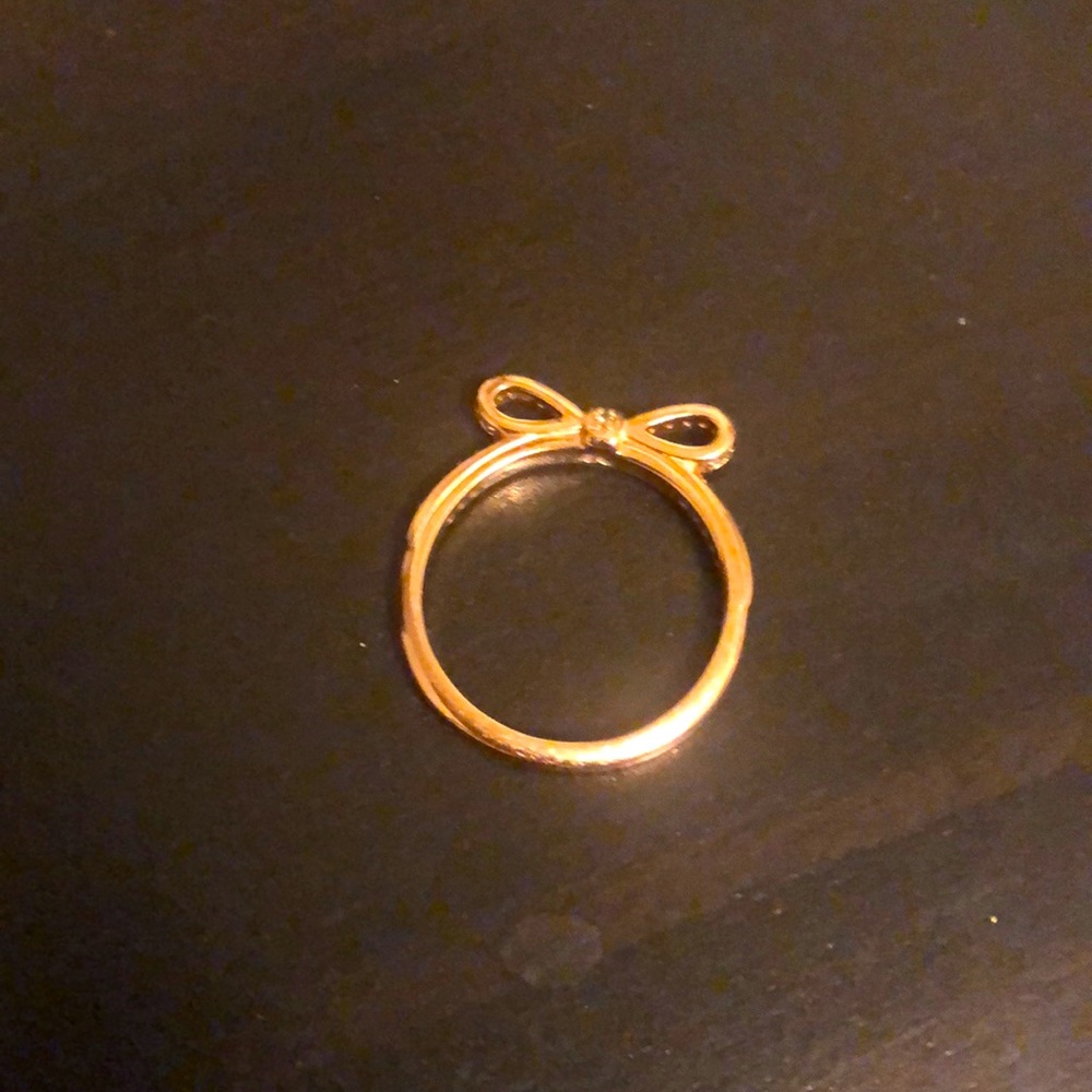 Size 7 pandora rose gold bow ring